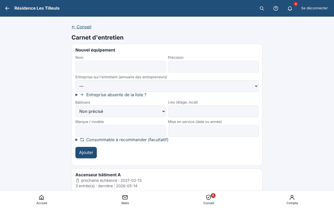 Le carnet d'entretien : une fiche par équipement.